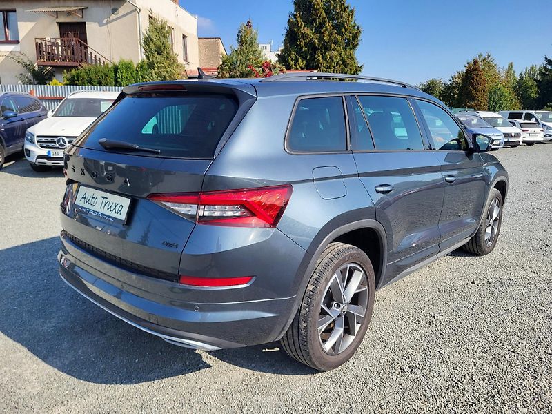 Škoda Kodiaq 2.0 TDi DSG 4x4 SPORTLINE - fotka 4 z 47