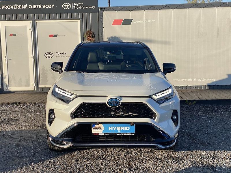 Toyota RAV4 2.5Plug-in, ČR, Selection, 4x4 - fotka 3 z 17
