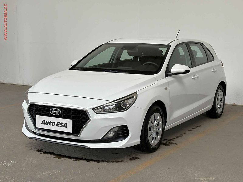 Hyundai i30 (2019) 1.4i, servis.kniha, AC - fotka 3 z 14