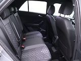 Volkswagen T-Roc 2,0 TDI DSG 4Motion R-line LED - náhled 13