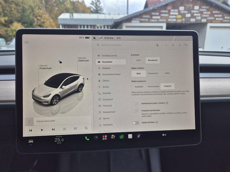 Tesla Model Y LONG RANGE DUAL MOTOR TZ 95,0% - fotka 21 z 49