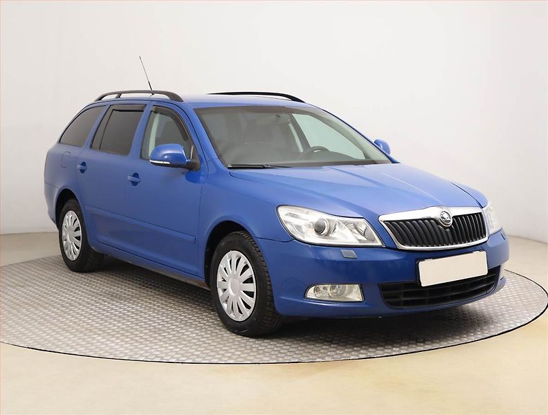 Škoda Octavia (2010) Ambiente 1.6 TDI, po STK - fotografie inzerátu