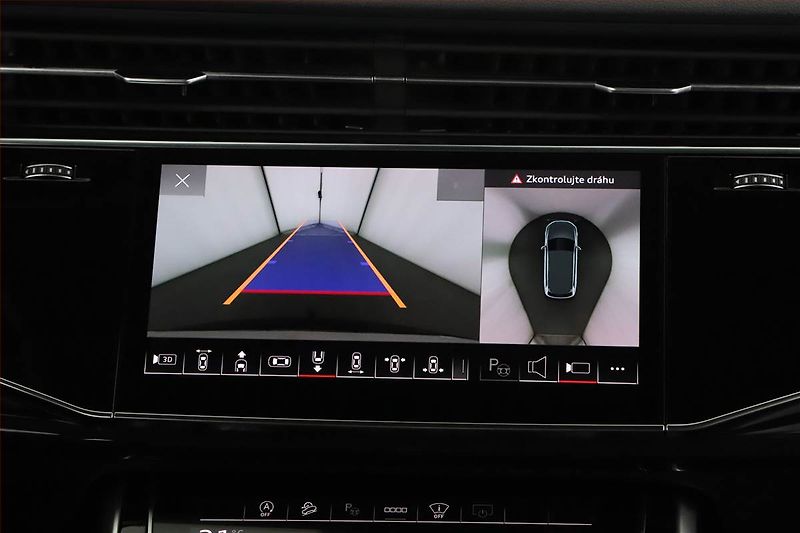 Audi SQ7 (2026) 4.0 TFSI, 360KAMERA, SOFTCLOSE - fotka 13 z 28