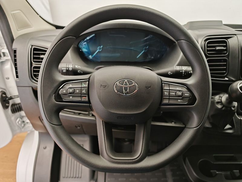 Toyota Proace Max 2.2 Diesel 140 - 4x2 - 6 MT Pa - fotka 18 z 26