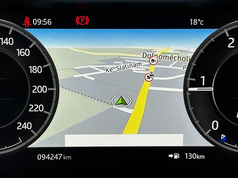 Land Rover Discovery Sport 2,0 D150 AWD 110kW HSE SERVIS! - fotka 23 z 50