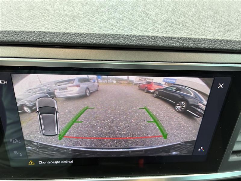 Seat Ateca 2,0 TDI TAŽNÉ KAMERA - fotka 15 z 31