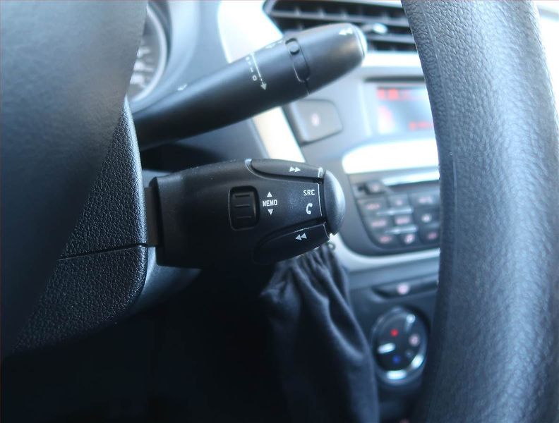 Citroën C-Elysée (2013) Selection 1.6 VTi, Serv.kniha - fotka 15 z 15