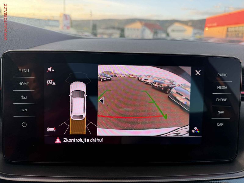 Škoda Scala (2021) 1.5TSi, Navi, LED, panor - fotka 18 z 18