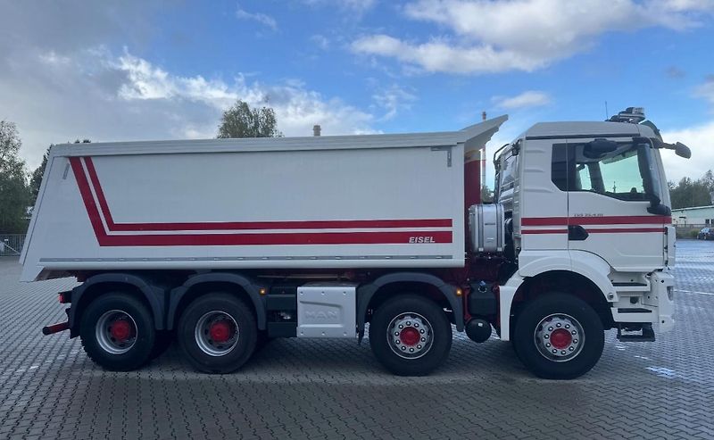 MAN TGS (2023) 35.430 8x4 S1 EURO 6 - fotka 3 z 21