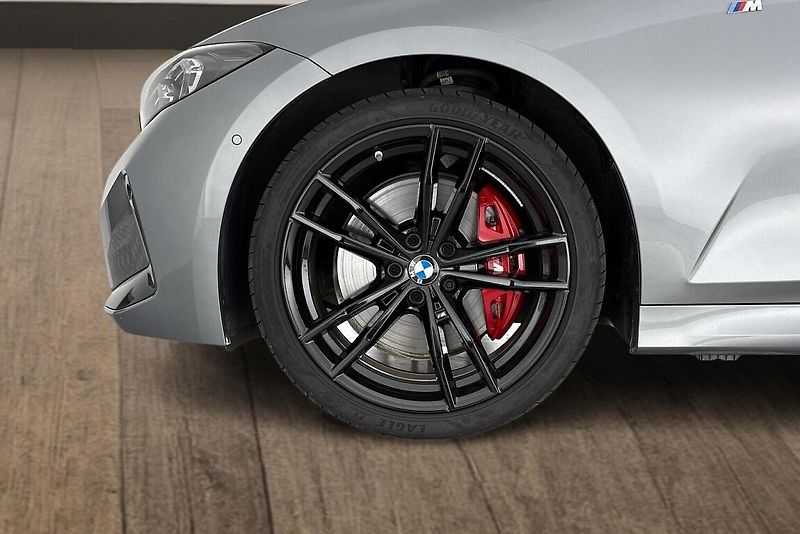 BMW Řada 3 řady 3 | 320d xDrive - fotka 6 z 23