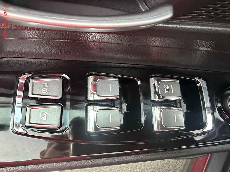SsangYong Korando (2023) 1.5 T-GDi 4x4, 1.maj,ČR - fotka 11 z 17