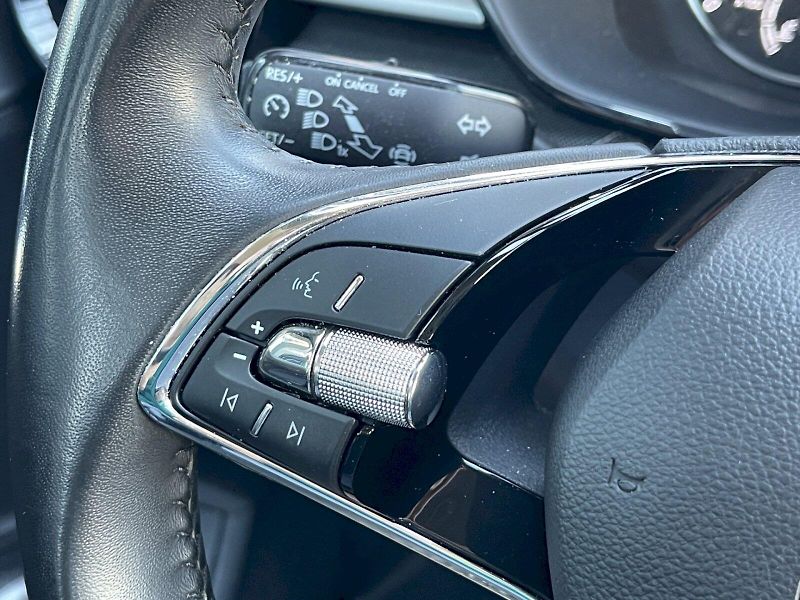 Škoda Fabia (2022) 1.0 TSI 70kW Style Plus - fotka 8 z 34