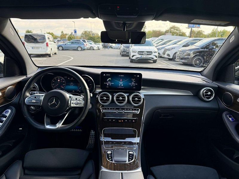 Mercedes-Benz GLC (2023) 200 d 4MATIC kupé - fotka 15 z 45