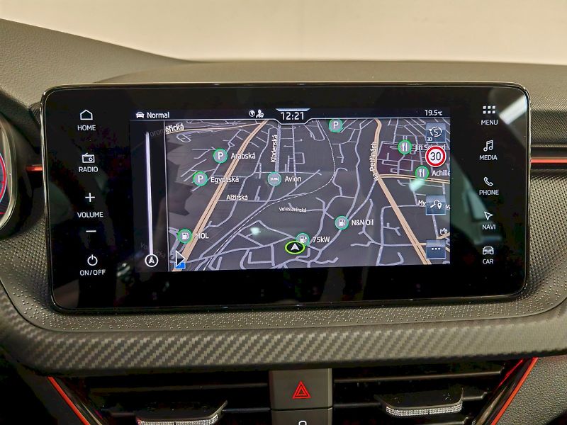Škoda Kamiq (2025) 1.5 TSI 110 kW DSG Monte Carlo - fotka 10 z 29