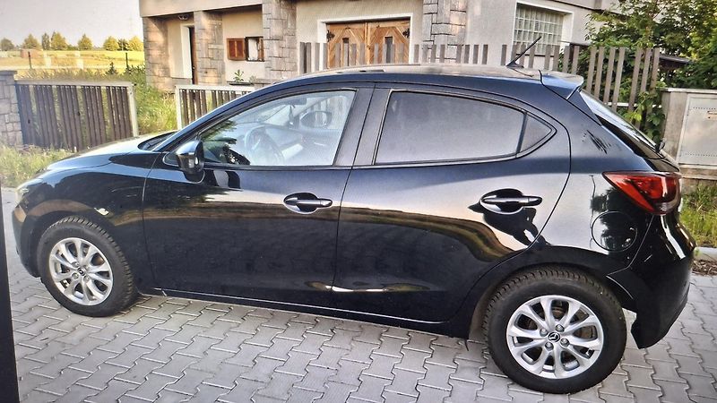 Mazda 2 1.5 sport  66kw  facelit - fotka 5 z 39