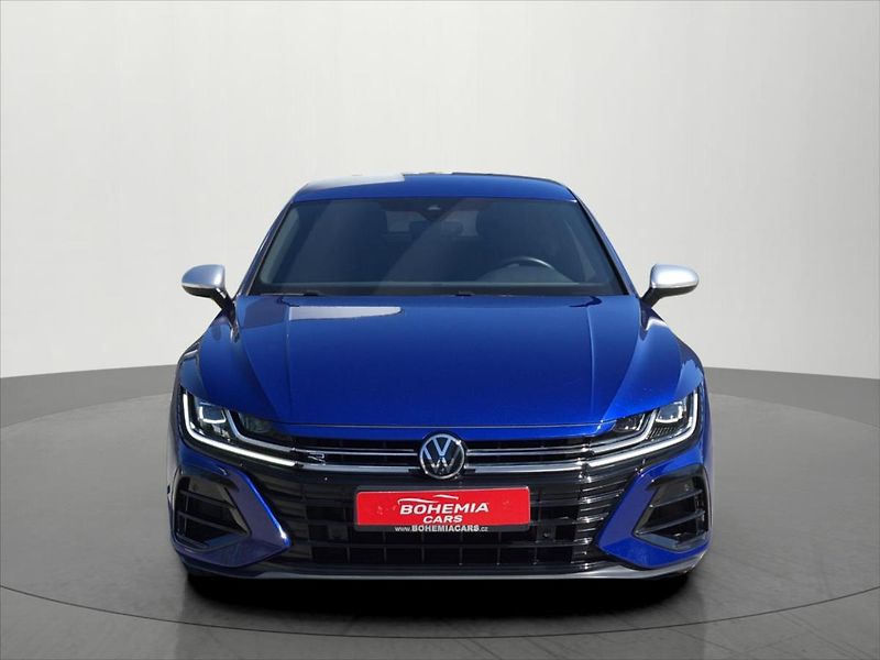 Volkswagen Arteon 2,0 TSi 235Kw R 4Motion DPH - fotka 2 z 30