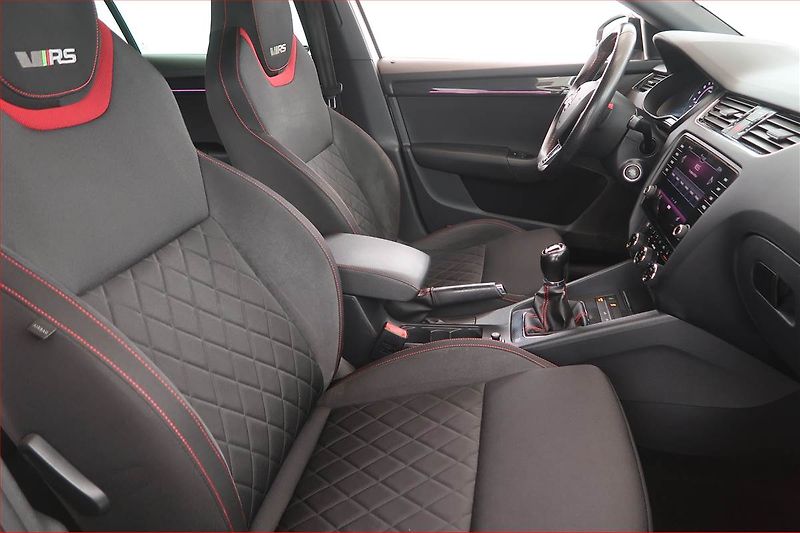 Škoda Octavia (2018) RS 2.0 TDI, Navi, Tempomat - fotka 9 z 18