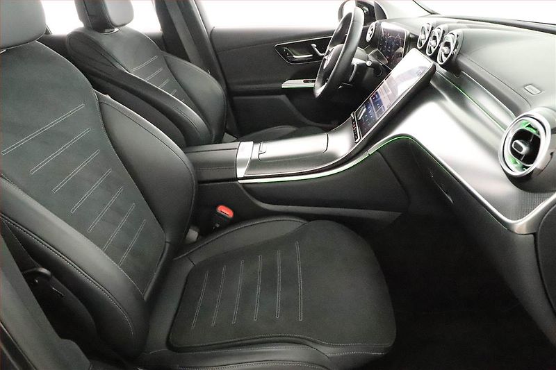 Mercedes-Benz GLC (2022) 200 4MATIC, Kamera, Paměť - fotka 7 z 21