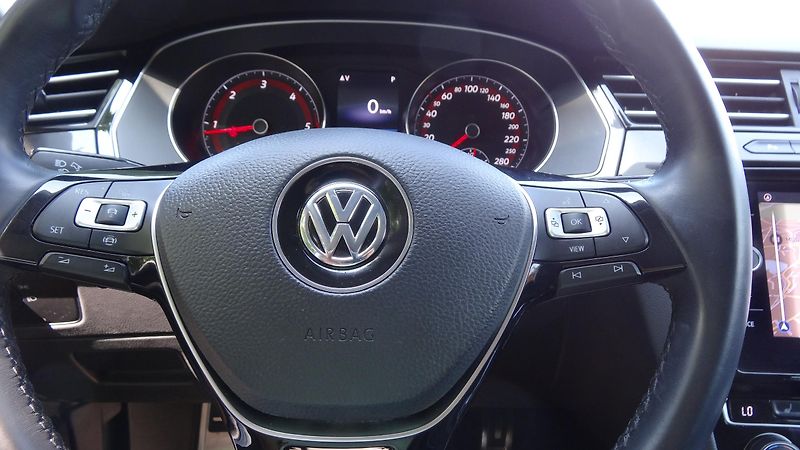 Volkswagen Arteon 2.0 Tdi Bmt 140kw Dsg Elegance - fotka 21 z 38