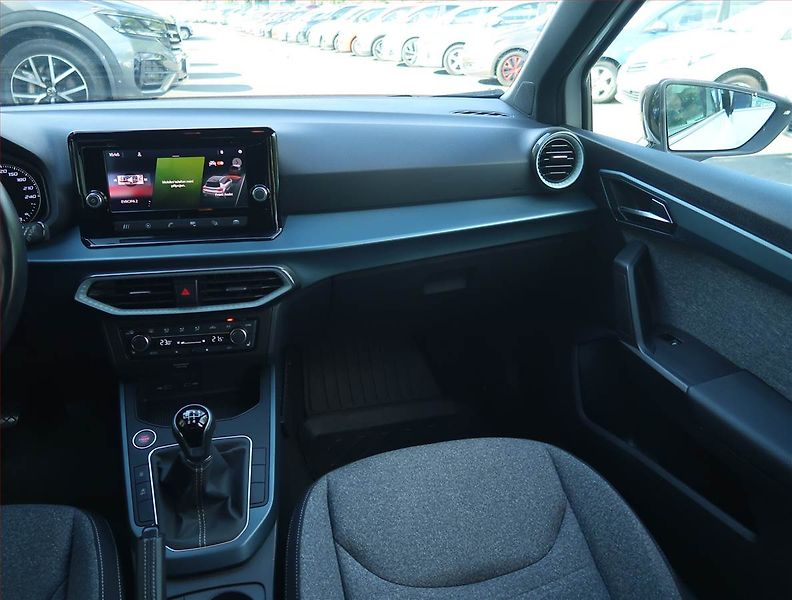Seat Arona (2021) Xperience 1.0 TSI, ČR,1.maj - fotka 8 z 19