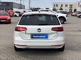 Volkswagen Passat 2,0 TDI 110kW BMT Highline - náhled 4