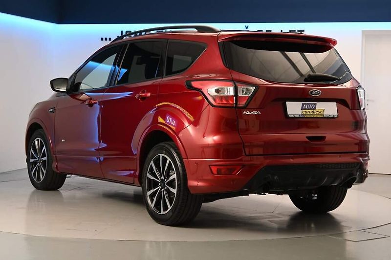 Ford Kuga (2018) 2.0 ST-LINE 4x4 Bi-Xenon Kamer - fotka 7 z 32