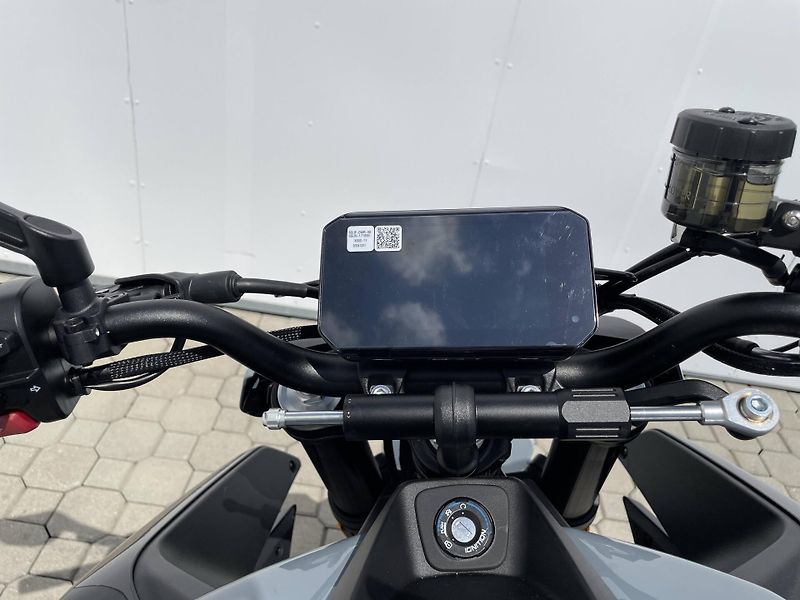 CFMOTO (2026) 675NK EU5+ - fotka 9 z 11