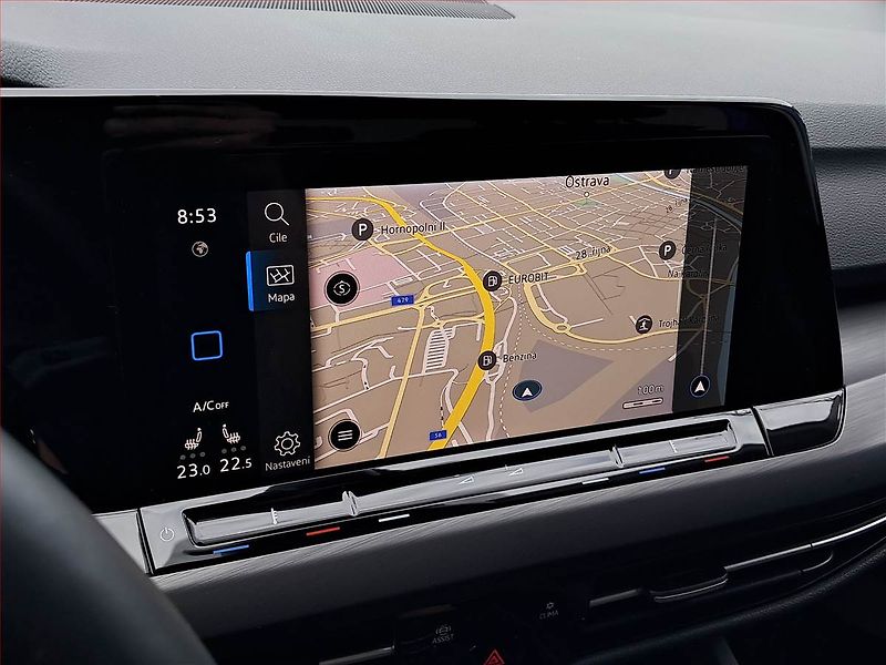Volkswagen Golf (2021) Style 1.5 eTSI - fotka 20 z 20