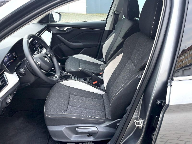 Škoda Kamiq (2024) 1,0TSI 85KW DSG TOP SELECTION - fotka 16 z 23