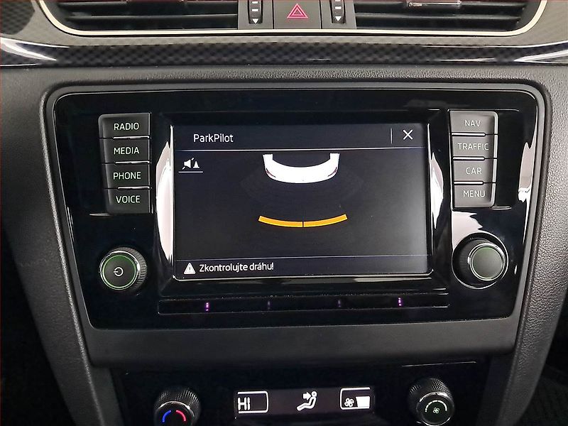 Škoda Rapid (2018) Monte Carlo 1.0 TSI, Navi - fotka 18 z 20