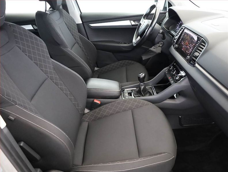 Škoda Karoq (2018) Ambition 2.0 TDI - fotka 7 z 19