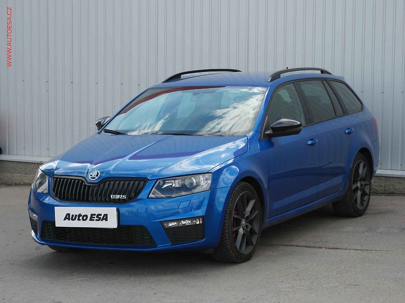 Škoda Octavia (2015) 2.0 TDi, ČR, RS, DSG - fotka 3 z 27