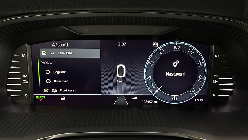 Škoda Octavia 1.4 TSI iV DSG Ambition - fotka 10 z 27