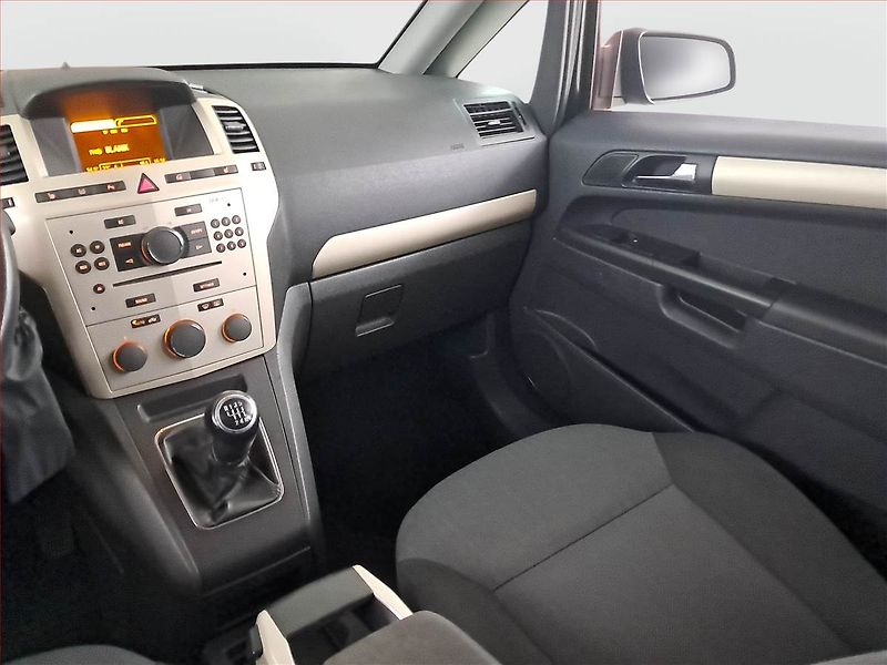 Opel Zafira (2008) 1.7 CDTI, 7 míst, Serv.kniha - fotka 8 z 19