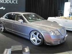 Autosalon v Tokiu