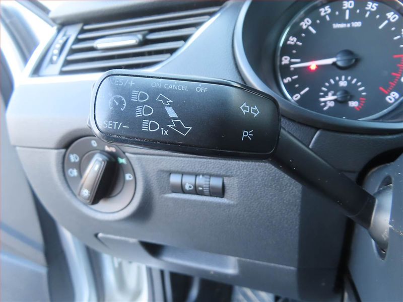 Škoda Octavia (2014) Ambition 2.0 TDI, Navi - fotka 17 z 17