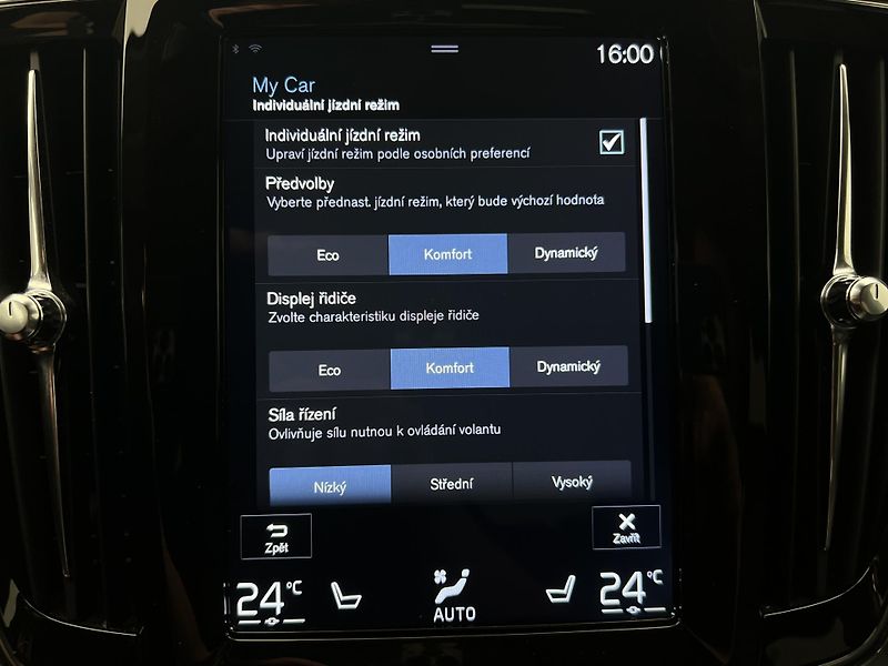Volvo V90 T5 AWD PLUS AUT - fotka 35 z 44
