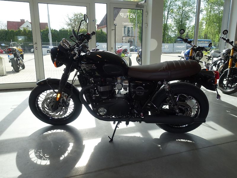 Triumph Bonneville T 120 (2026) - fotka 5 z 7