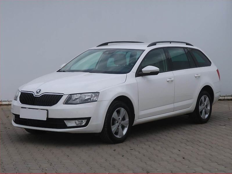 Škoda Octavia (2014) Elegance 2.0 TDI, 4X4 - fotka 2 z 17