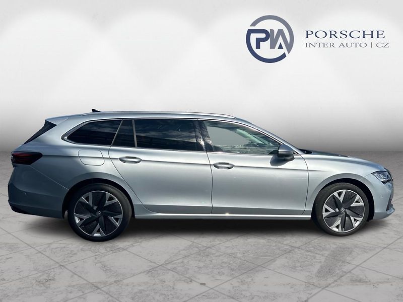 Škoda Superb COMBI SELEC TS 110/1.5 A7F - fotka 7 z 25