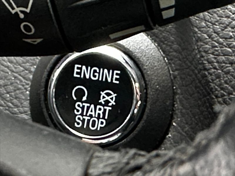 Ford Focus 2,0 2.0TDCi 85kW AUTOMAT - fotka 24 z 39