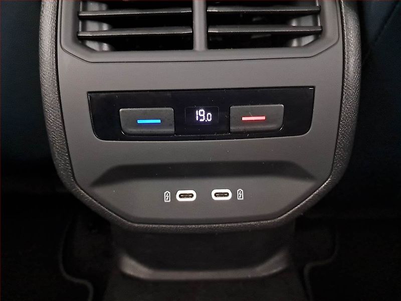 Cupra Formentor (2020) 2.0 TSI VZ 4Drive - fotka 19 z 20