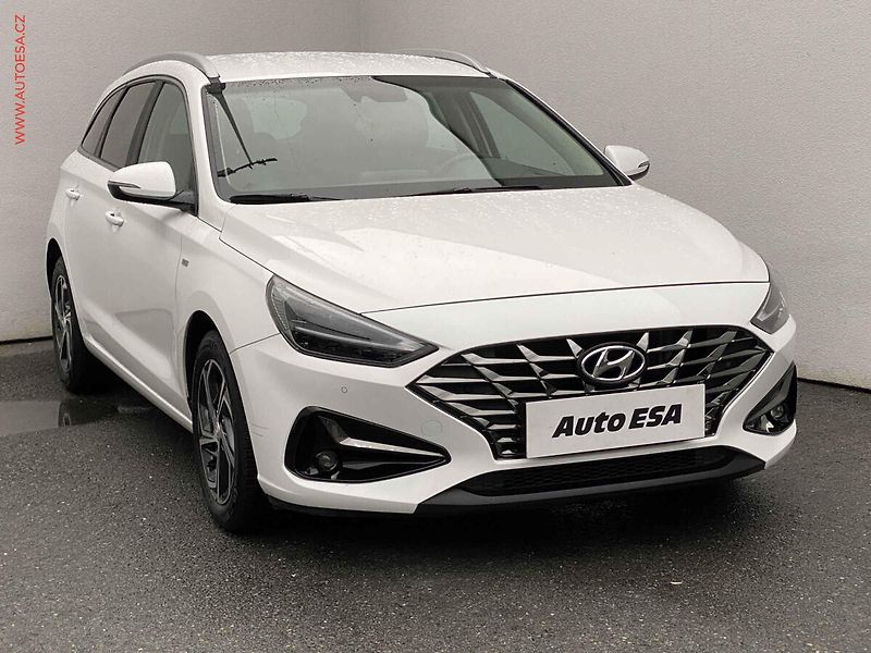 Hyundai i30 (2023) 1.5T-GDi, ČR, AT, LED, kamera - fotografie inzerátu
