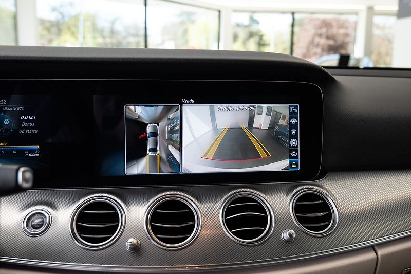 Mercedes-Benz Třídy E 4MATIC Burmester/ventilace - fotka 13 z 21