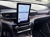 Ford Explorer 3,0 V6 PHEV Platinum AWD 7Míst - náhled 42