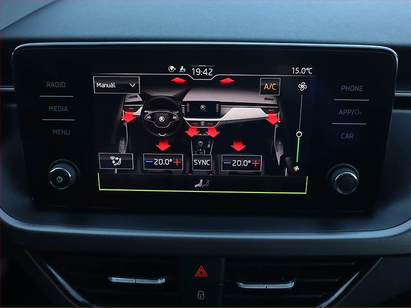 Škoda Scala (2021) Style 1.0 TSI, Automat - fotka 16 z 22
