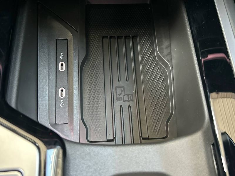 Volkswagen Passat (2026) 2.0 TDI 7DSG R-Line - fotka 25 z 35