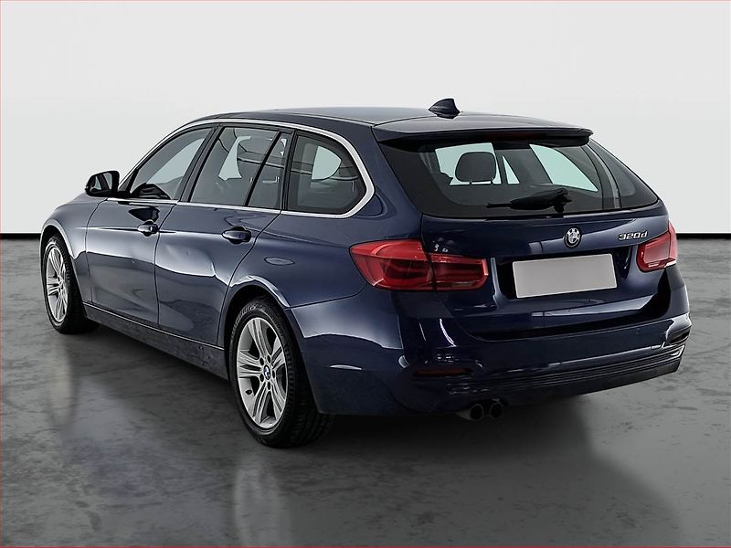 BMW Řada 3 (2016) 320 d, Automat, Tempomat - fotka 4 z 24