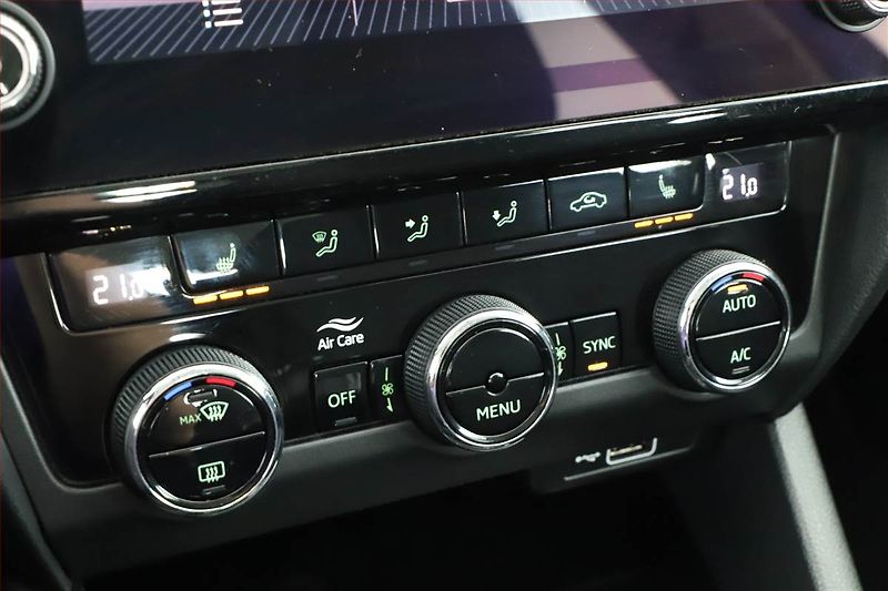 Škoda Octavia (2018) 1.6 TDI, Serv.kniha, Tempomat - fotka 10 z 13