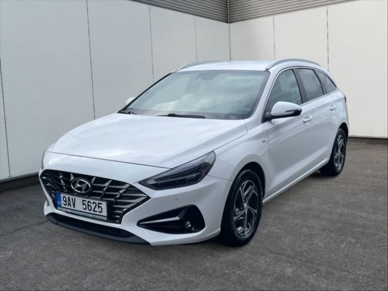 Hyundai i30 1,5 T-GDI Smart - fotka 3 z 11